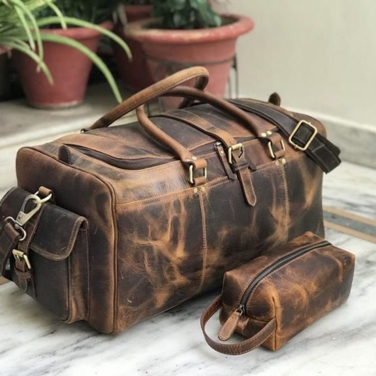 Voyager Prime Weekender Bag – Luxury Travel Companion for Weekend Escapes
